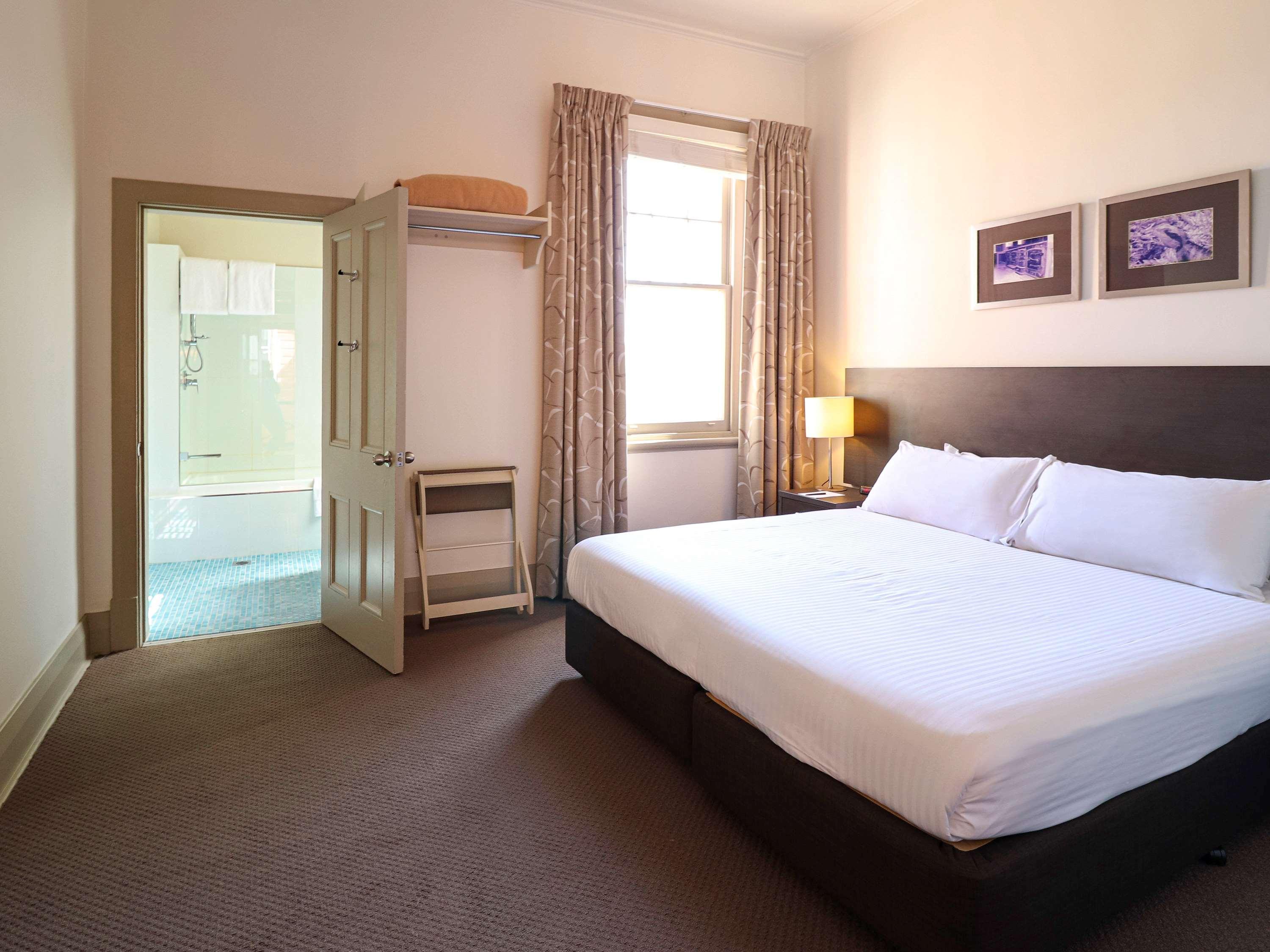 Q Station Hotel 4*